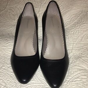 Rockport pumps